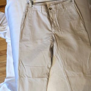 Vineyard vines slim fit breaker pants